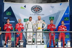 Podio LM GTE Pro: al primo posto Marco Sorensen, Nicki Thiim, Aston Martin Racing, al secondo posto