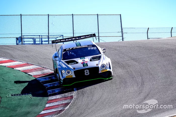 #8 Bentley Team M-Sport Bentley Continental GT3: Vincent Abril, Andy Soucek, Maxime Soulet