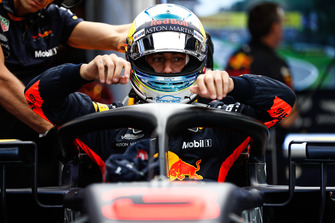 Daniel Ricciardo, Red Bull Racing, climbs into his car