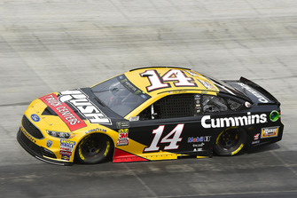 Clint Bowyer, Stewart-Haas Racing, Ford Fusion Rush Truck Centers/Cummins
