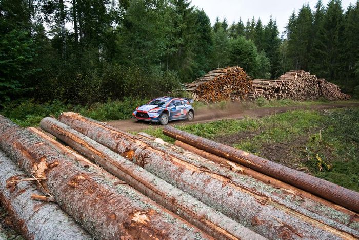 Pierre-Louis Loubet, Vincent Landais, Hyundai 2c Competition Hyundai i20 Coupe WRC