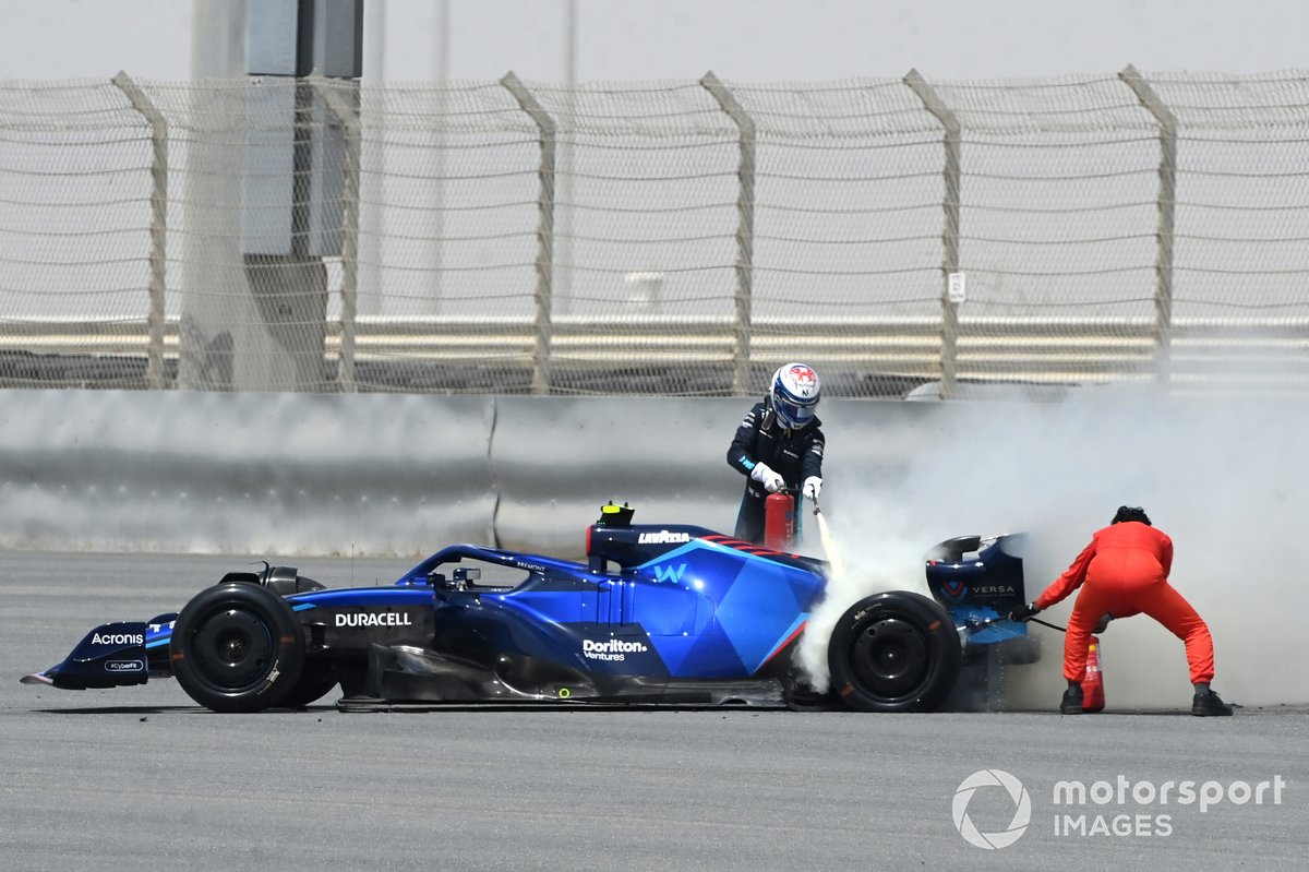 Nicholas Latifi, Williams FW44, stops with a rear brake fire