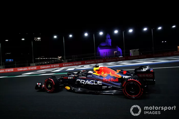 Max Verstappen, Red Bull Racing RB18