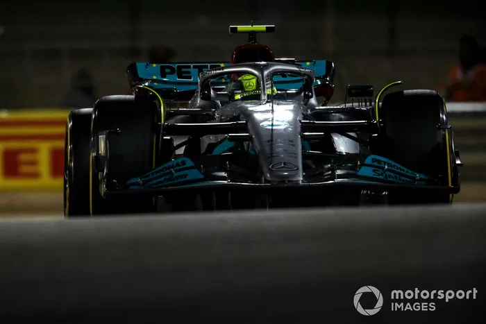 Lewis Hamilton, Mercedes W13