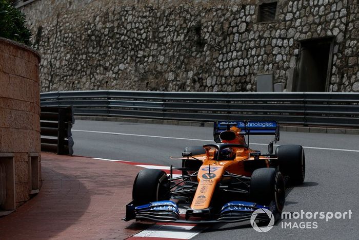 Carlos Sainz Jr., McLaren MCL34