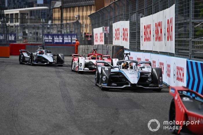 Stoffel Vandoorne, Mercedes-Benz EQ, EQ Silver Arrow 02, Sergio Sette Camara, Dragon Penske Autosport, Penske EV-5and Nyck de Vries, Mercedes-Benz EQ, EQ Silver Arrow 02