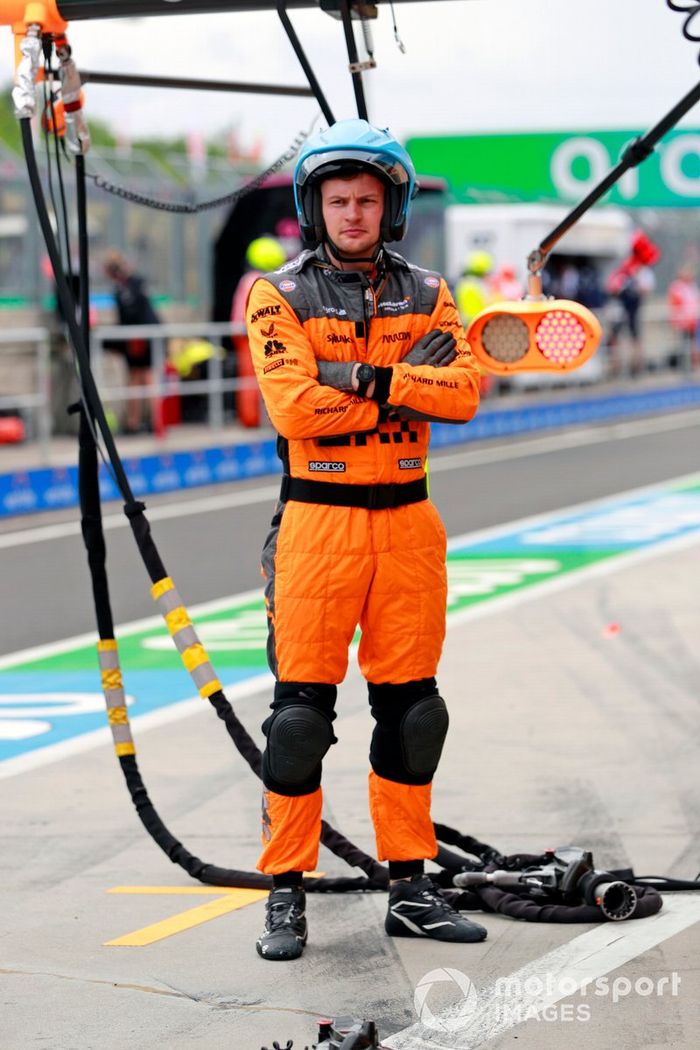 Miembro del equipo de boxes de McLaren