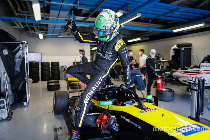 Brasileiro larga em sexto e chega em terceiro em Monza
