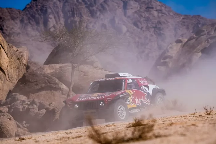 #305 JCW X-Raid Team: Carlos Sainz, Lucas Cruz
