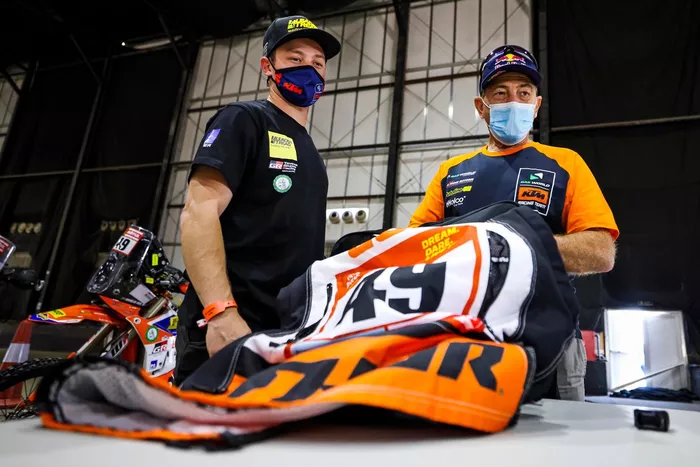 Cox Alfie and #49 BAS Dakar KTM Racing Team: Bradley Cox