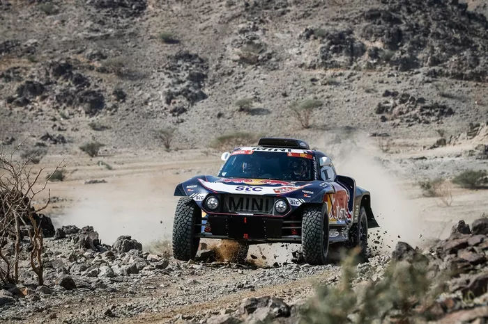 #300 X-Raid Mini JCW Team: Carlos Sainz, Lucas Cruz