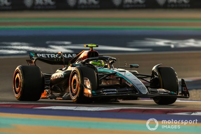 Lewis Hamilton, Mercedes F1 W15