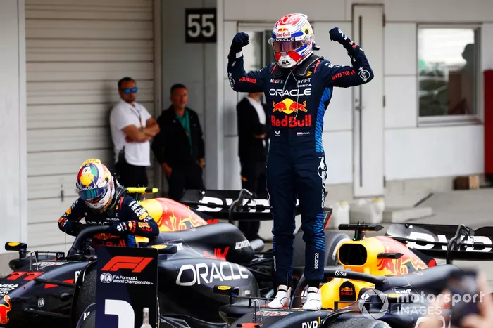 Max Verstappen, Red Bull Racing, 1ère position, fête au Parc Ferme 