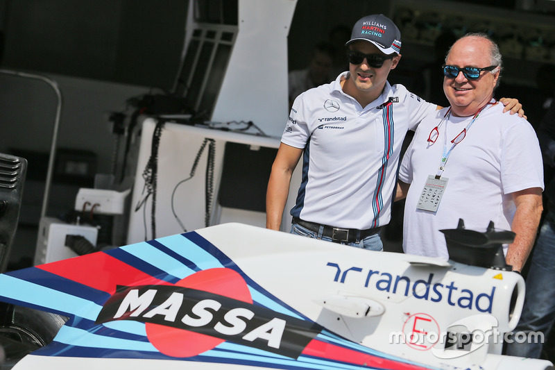 Felipe Massa,y su padre  Luis Antonio Massa, con una decoración especial en el Williams FW38 marcand