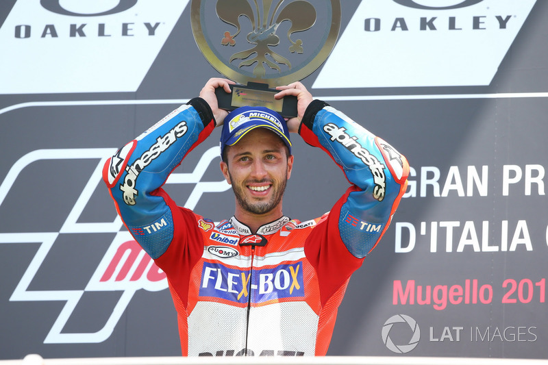 Podium : le vainqueur Andrea Dovizioso, Ducati Team