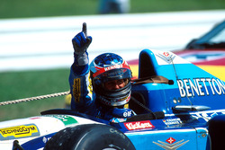 Yarış galibi Michael Schumacher, Benetton