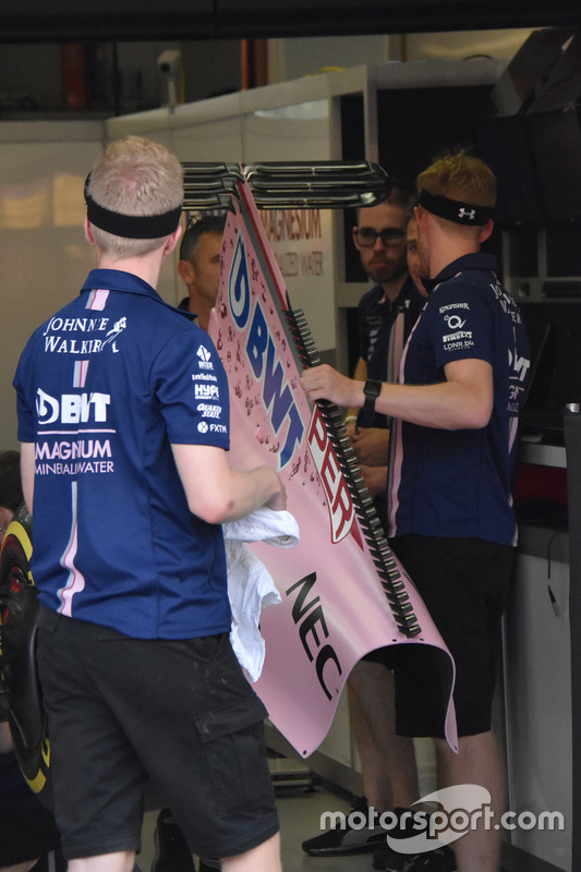 Tapa motor del Sahara Force India VJM10