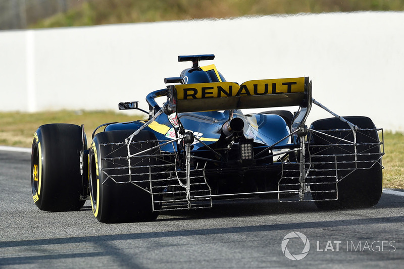 Nico Hulkenberg, Renault Sport F1 Team RS18 rear with aero sensor