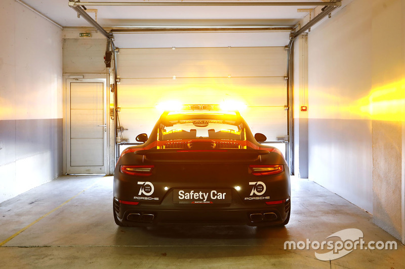 Porsche 911 Turbo, voiture de sécurité du FIA WEC et des 24 Heures du Mans