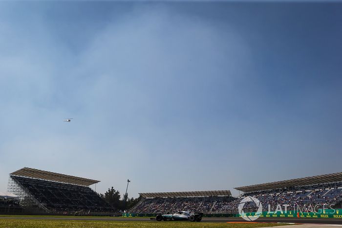 Lewis Hamilton, Mercedes-Benz F1 W08