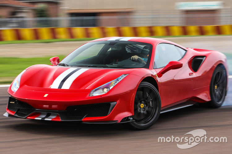 Ferrari 488 Pista