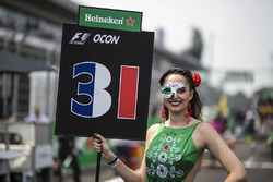 Grid girl