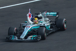 2017 Dünya şampiyonu Lewis Hamilton, Mercedes AMG F1