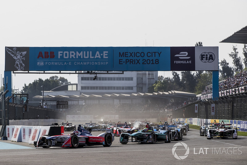 Felix Rosenqvist, Mahindra Racing, at the start of the race