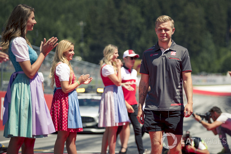 Kevin Magnussen, Haas F1 on the drivers parade