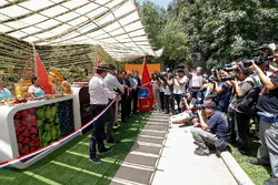 Alejandro Agag, CEO, Formula E alla cerimonia di apertura dello stand della Ciudad de Chile nell'E-V