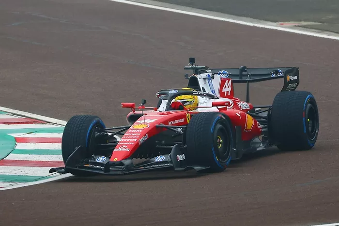 Lewis Hamilton, Ferrari SF-26