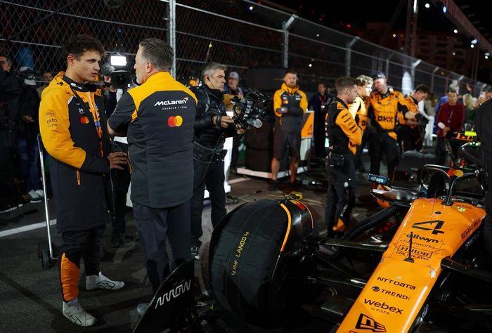 Lando Norris, McLaren, Zak Brown, McLaren