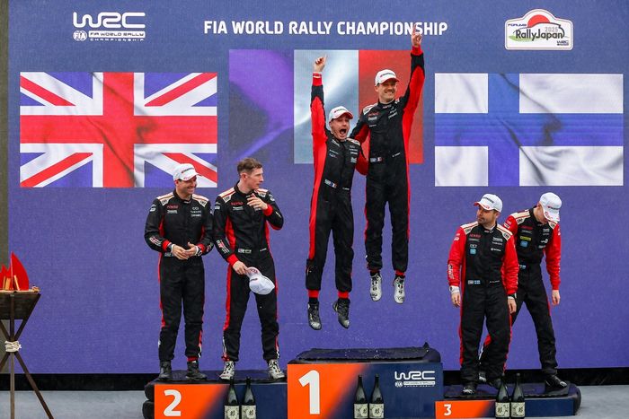 Elfyn Evans, Scott Martin, Toyota Gazoo Racing WRT Toyota GR Yaris Rally1, Sébastien Ogier, Vincent Landais, Toyota Gazoo Racing WRT Toyota GR Yaris Rally1, Sami Pajari, Marko Salminen, Toyota Gazoo Racing WRT Toyota GR Yaris Rally1