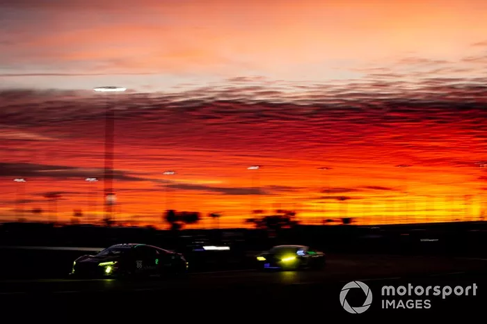 #86 Meyer Shank Racing w/Curb-Agajanian Acura NSX GT3, GTD: Mario Farnbacher, Matt McMurry, Shinya Michimi, Jules Gounon
