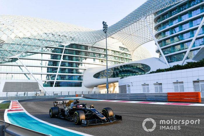 Romain Grosjean, Haas F1 Team VF-19 