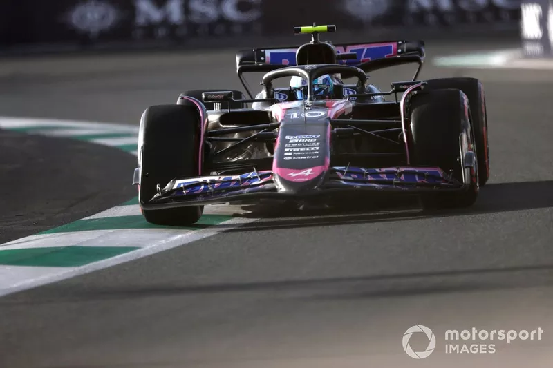Pierre Gasly, Alpino A524 