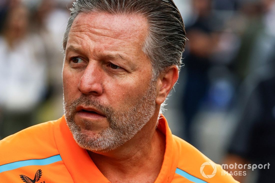 Zak Brown, dyrektor generalny, McLaren Racing 