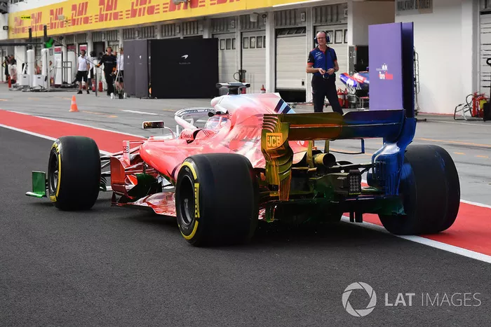 Robert Kubica, Williams FW41, con parafina en todo el coche