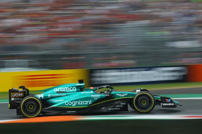 Fernando Alonso, Aston Martin Racing AMR23