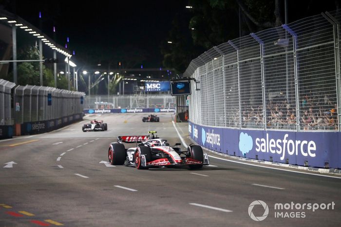 Nico Hulkenberg, Haas VF-23, Liam Lawson, AlphaTauri AT04