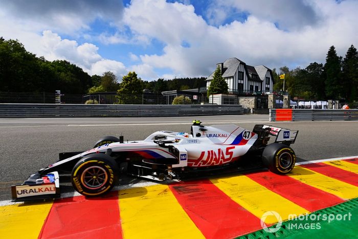 Mick Schumacher, Haas VF-21