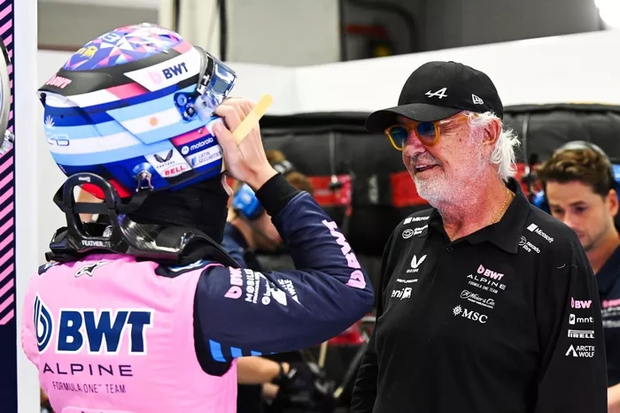 Franco Colapinto, Alpine habla con Flavio Briatore, Alpine