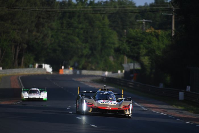 #38 Cadillac Hertz Team Jota Cadillac V-Series.R: Earl Bamber, Sebastien Bourdais, Jenson Button