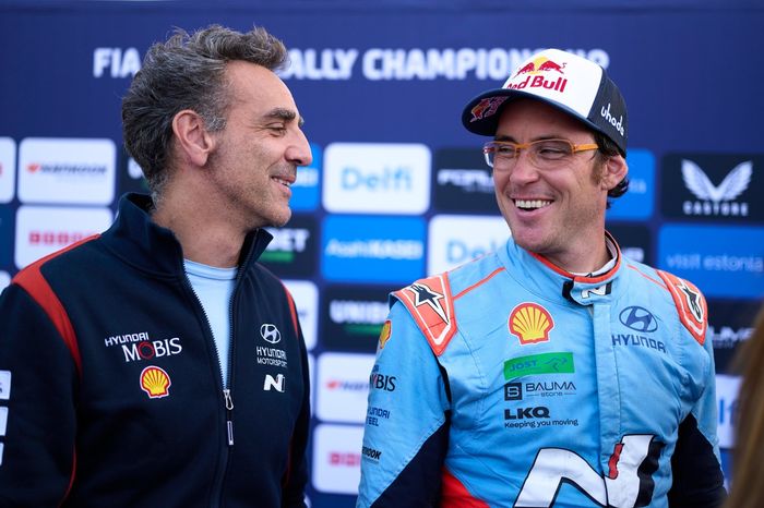 Cyril Abiteboul, Team principal Hyundai World Rally Team, Thierry Neuville, Hyundai World Rally Team