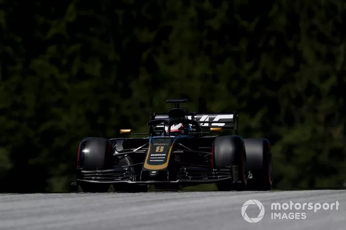 11: Romain Grosjean, Haas F1 Team VF-19, 1'04.490