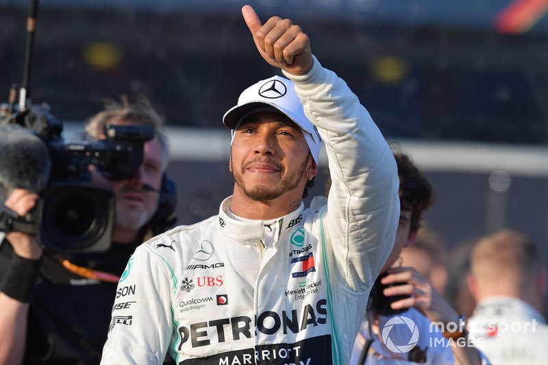 Lewis Hamilton, Mercedes AMG F1, festeggia la pole