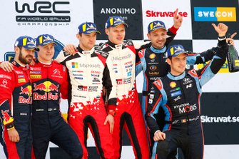 Les vainqueurs Ott Tänak, Martin Järveoja, Toyota Gazoo Racing WRT, les deuxièmes Esapekka Lappi, Janne Ferm, Citroën World Rally Team, et les troisièmes Thierry Neuville, Nicolas Gilsoul, Hyundai Motorsport