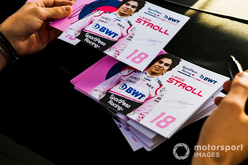 Lance Stroll, Racing Point signs autograph cards
