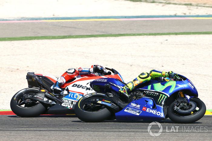 Valentino Rossi, Yamaha Factory Racing, Andrea Dovizioso, Ducati Team