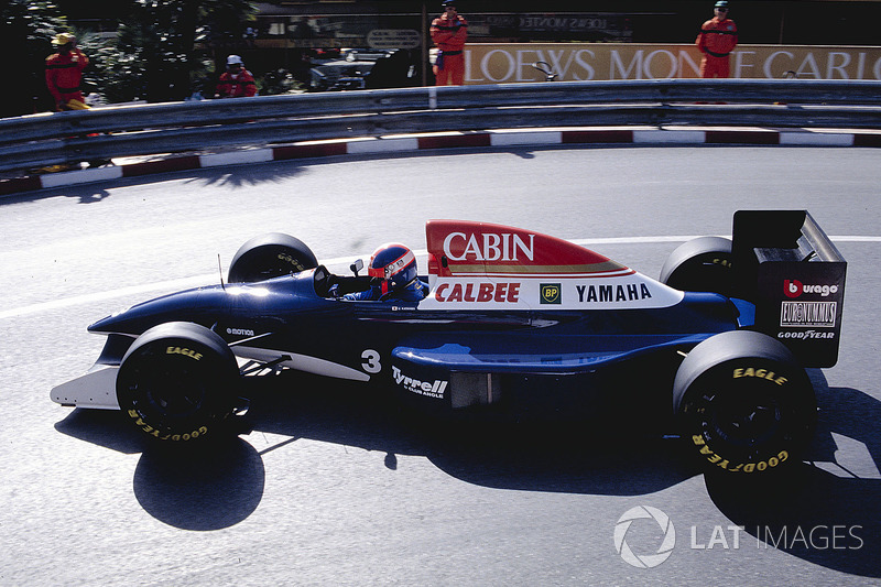 6. <img src="https://cdn-0.motorsport.com/static/img/cfp/0/0/0/100/110/s3/japan-2.jpg" alt="" width="20" height="12" /> Ukyo Katayama, 95 Grandes Premios (1992-1997). Su mejor resultado es el 5° puesto (en Brasil 1994 y San Marino 1994).